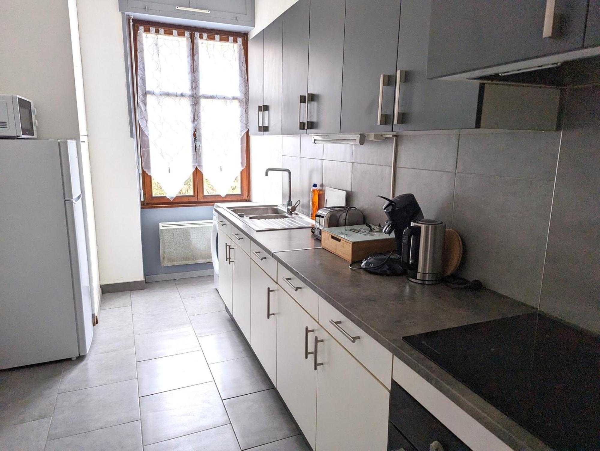Le Mirage - Appartement 2 Chambres, Salon, Cuisine Equipee, Parking Et Wifi Gratuit Mulhouse Bagian luar foto